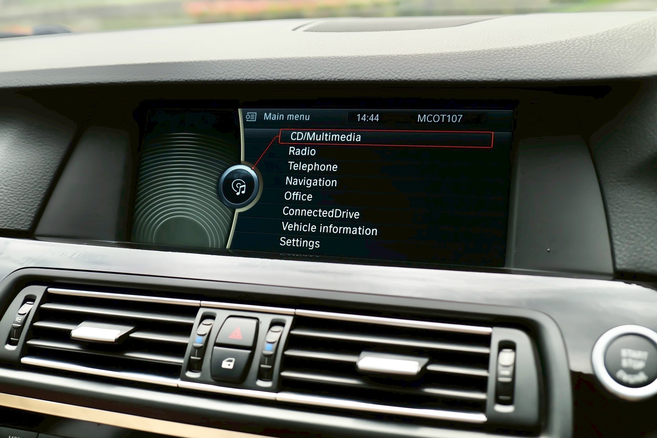 Bmw F10 520d M Sport Package ปี 2011