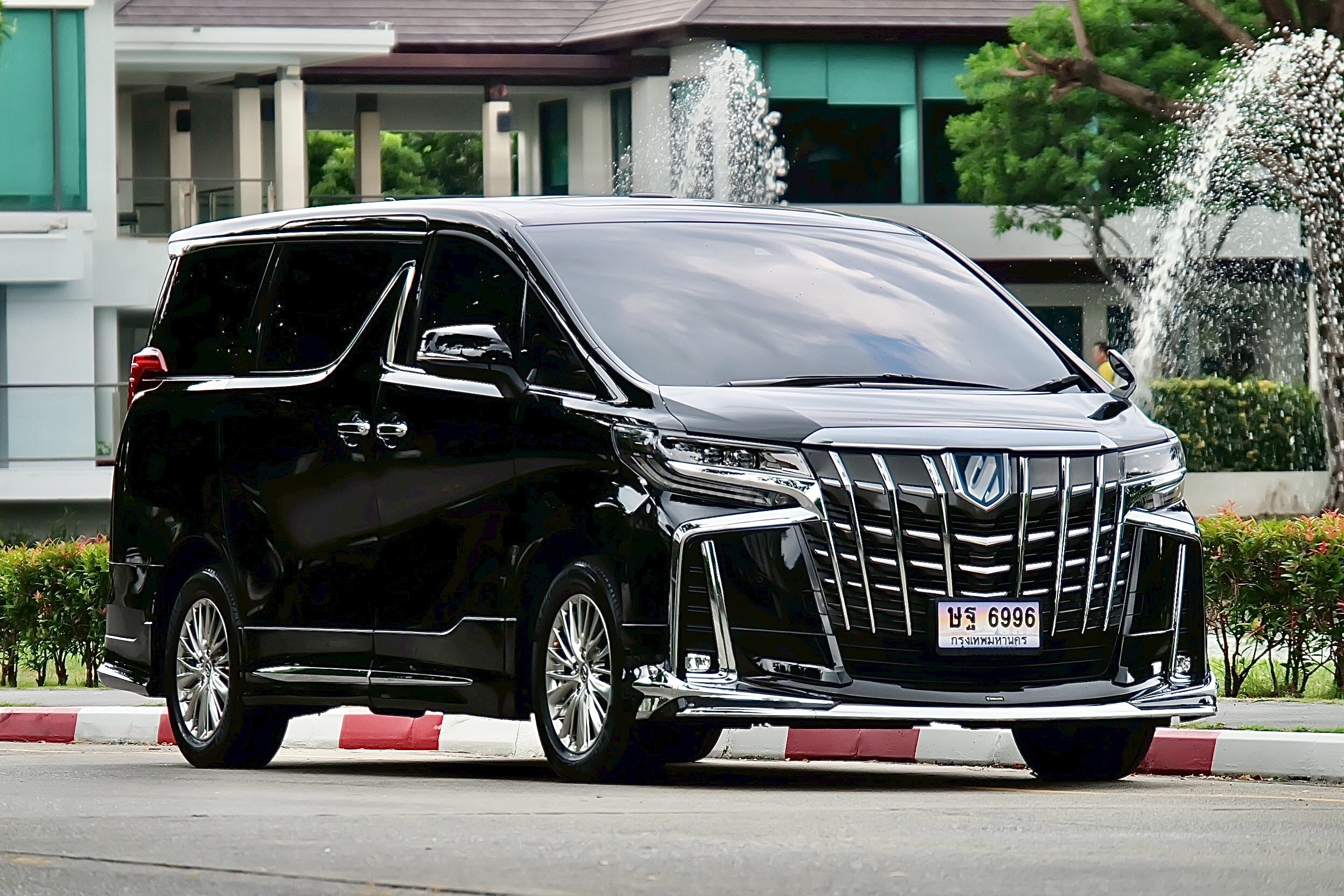 Toyota Alphard 2.5 SR-C Package ปี 2022