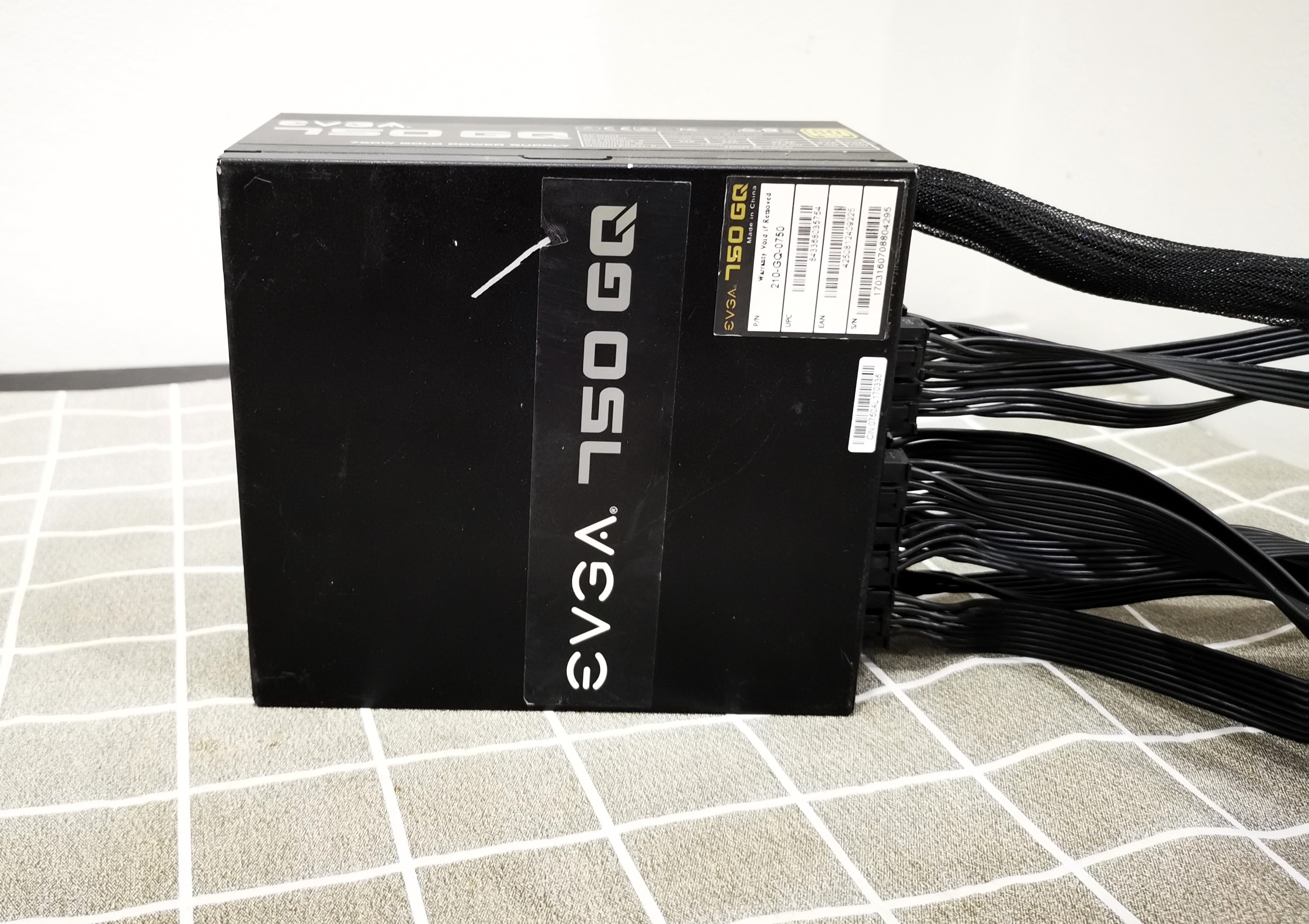 PSU EVGA 750GQ 750W (80+ Gold)