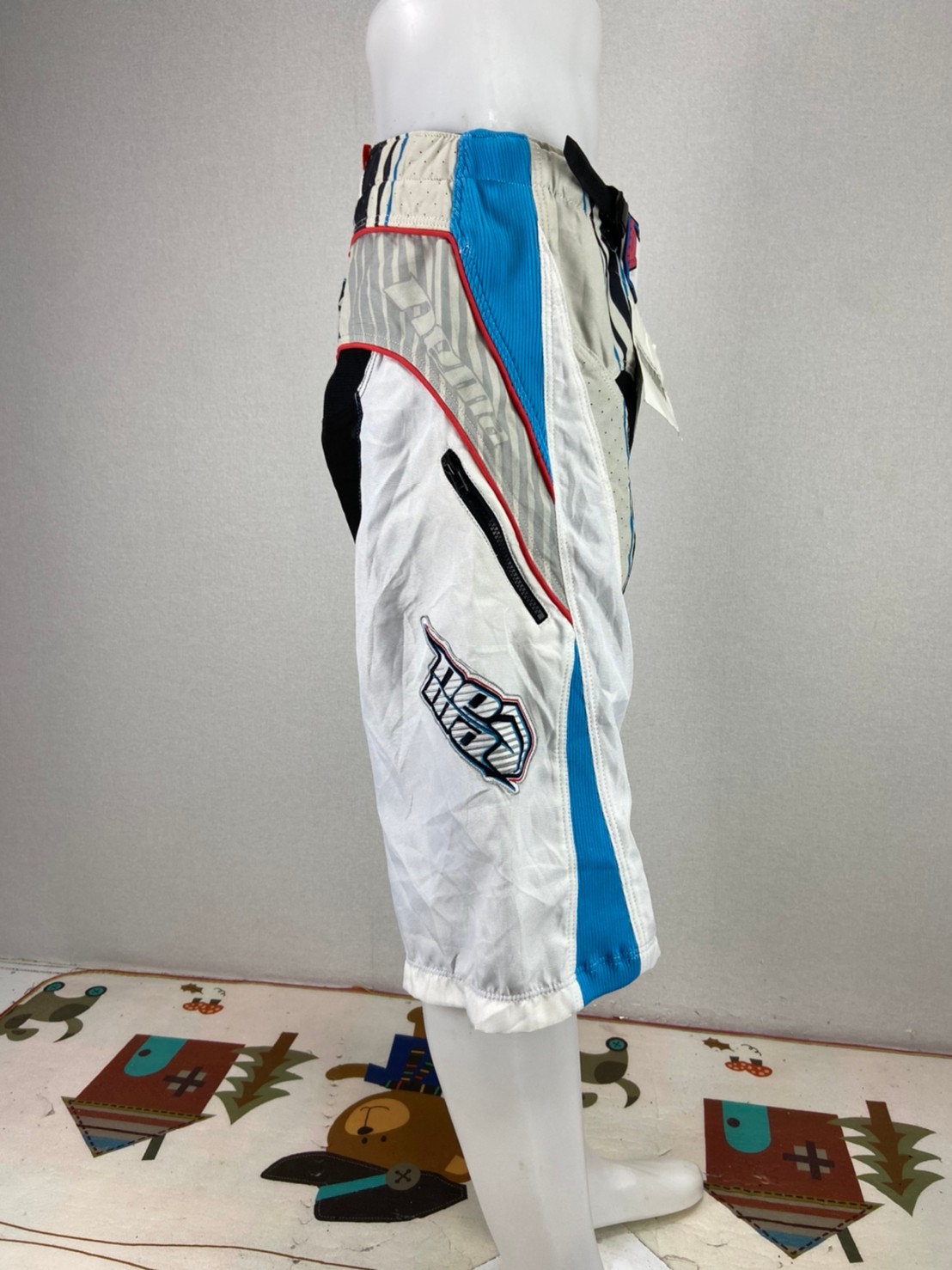 กางเกงขี่มอเตอร์ไซด์ ( มือสอง ) E&A 157: เอว 36" ยาว 17" ***nema