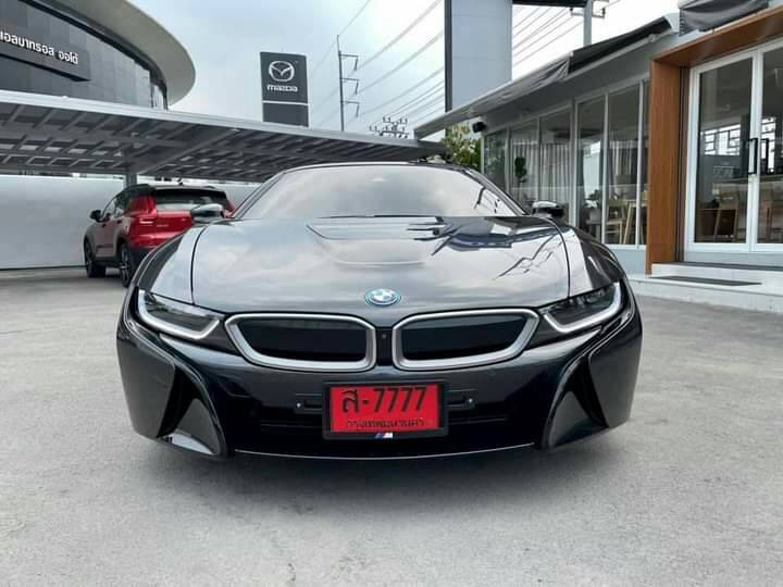 BMW i8 Roadster ปี 2021
