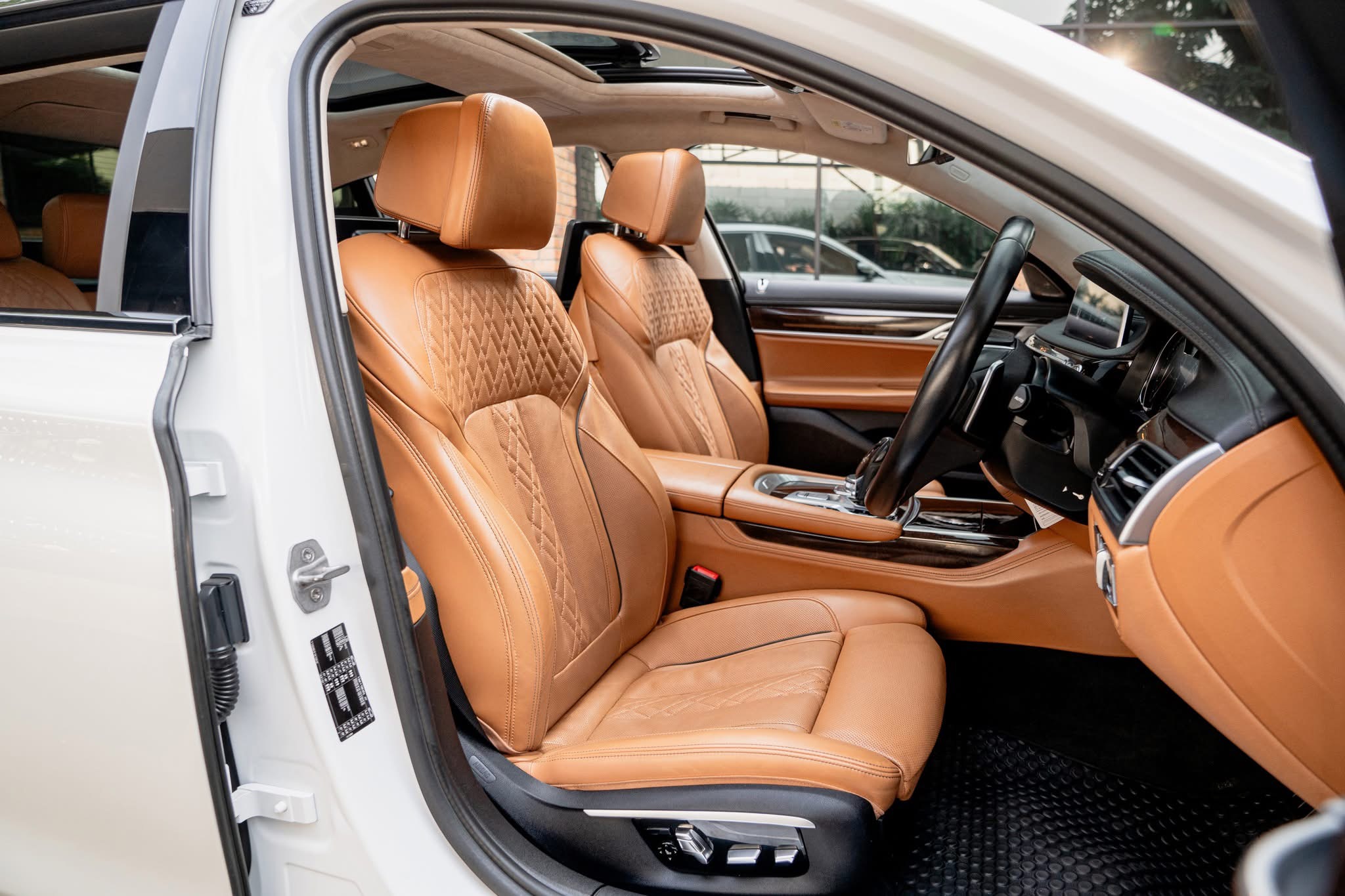 BMW 740Li Pure Excellence G12 ปี2016