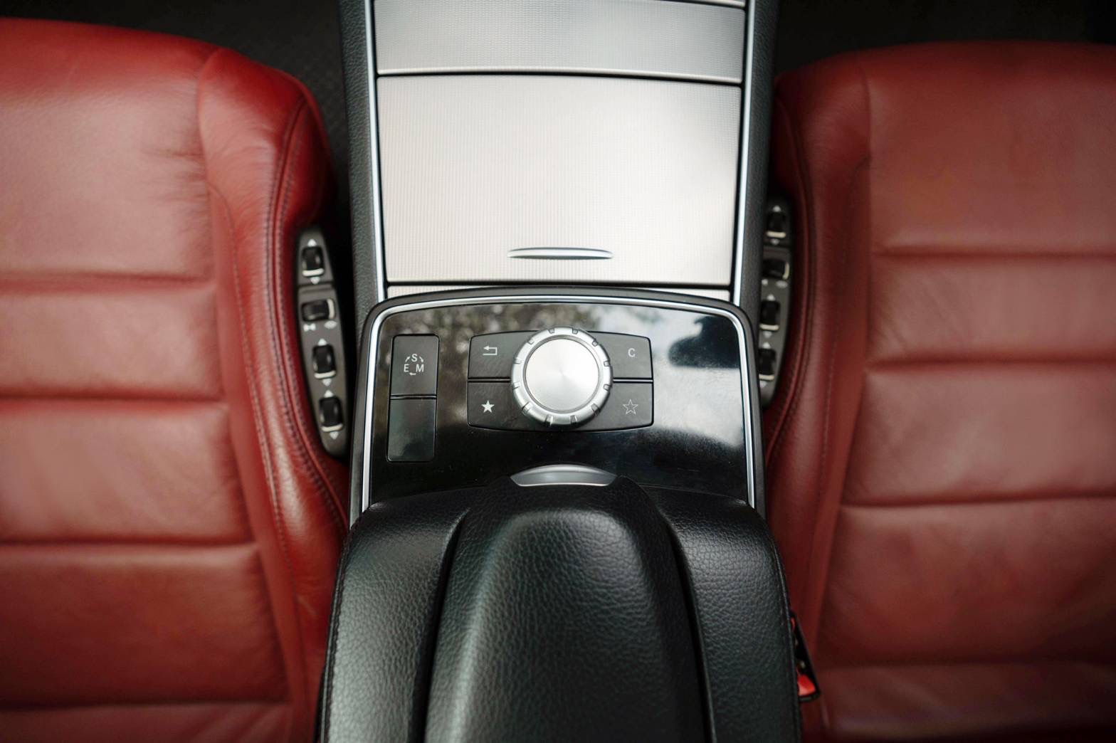 Mercedes Benz E200 Coupe AMG W107 ปี2015