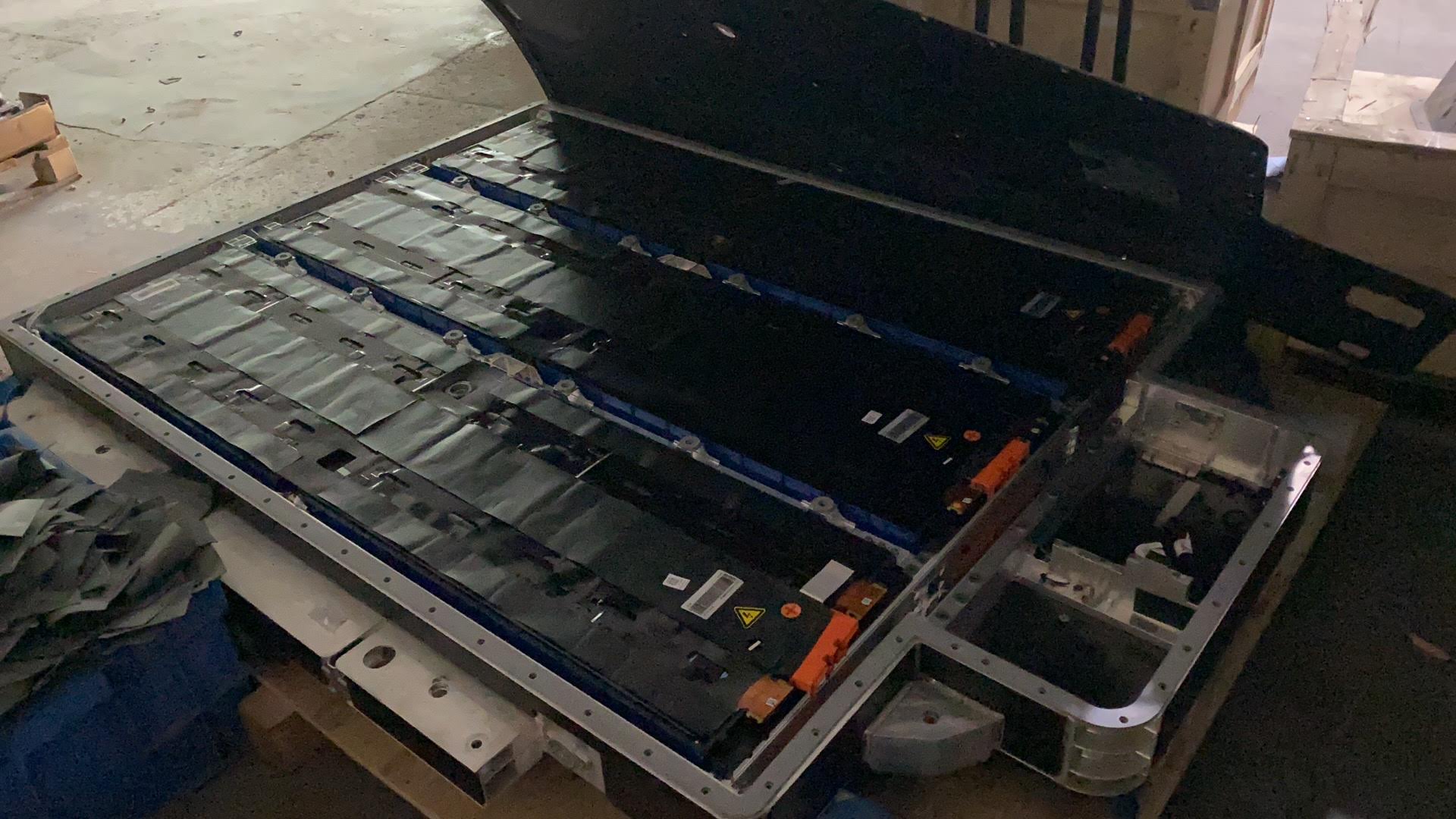 แบตเตอรี่ลิเธียมยกแพจากรถไฟฟ้า ev car battery chassic จากรถไฟฟ้ายกคัน ระดับ 350v 400v ของ CATL , BYD รถไฟฟ้าจีน