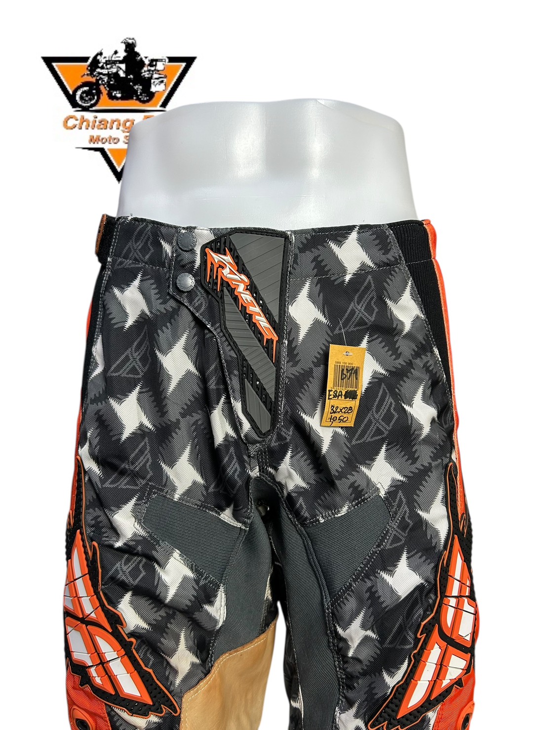 กางเกงขี่มอเตอร์ไซด์ ( มือสอง ) E&A 671: เอว 32" ยาว 28" **KINETIC**