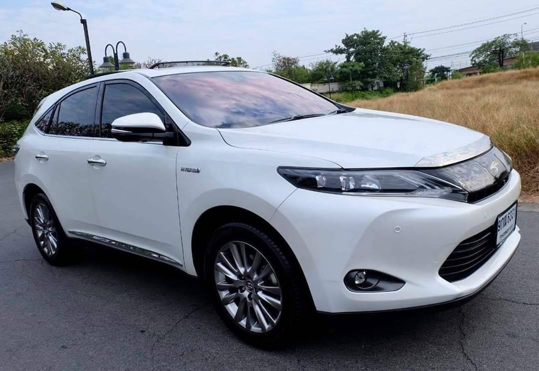 Toyota Harrier 2.5 HV Hybrid Premium Package ปี 2015