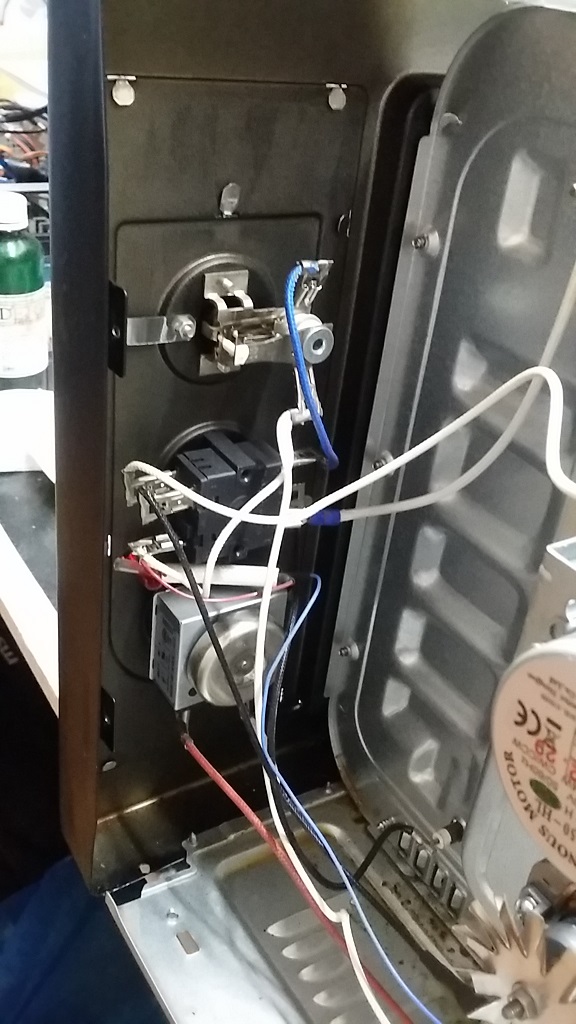 ซ่อมเตาอบไฟฟ้า ยี่ห้อ CUSINO รุ่น BOTTEGA อาการไม่ร้อน