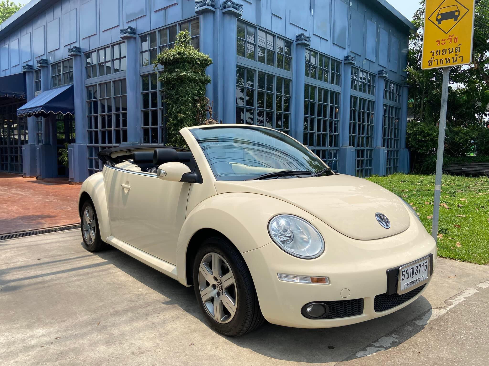 Volkswagen Bettle Cabriolet ปี 2010