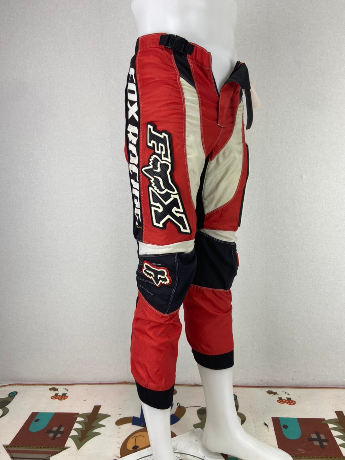 กางเกงขี่มอเตอร์ไซด์ ( มือสอง ) E&A 141: เอว 28" ยาว 25" **FOX **