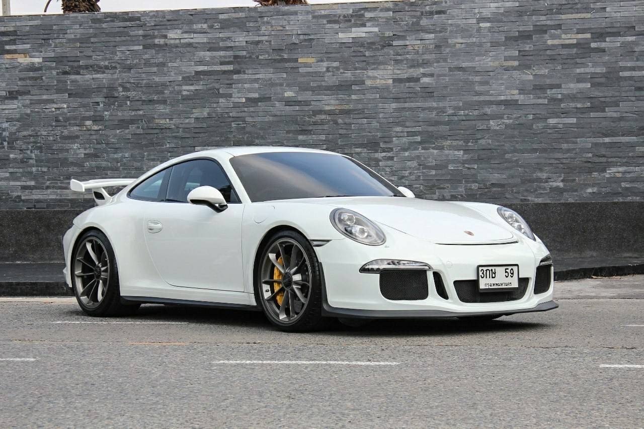 PORSCHE 911 GT-3 ปี 2015
