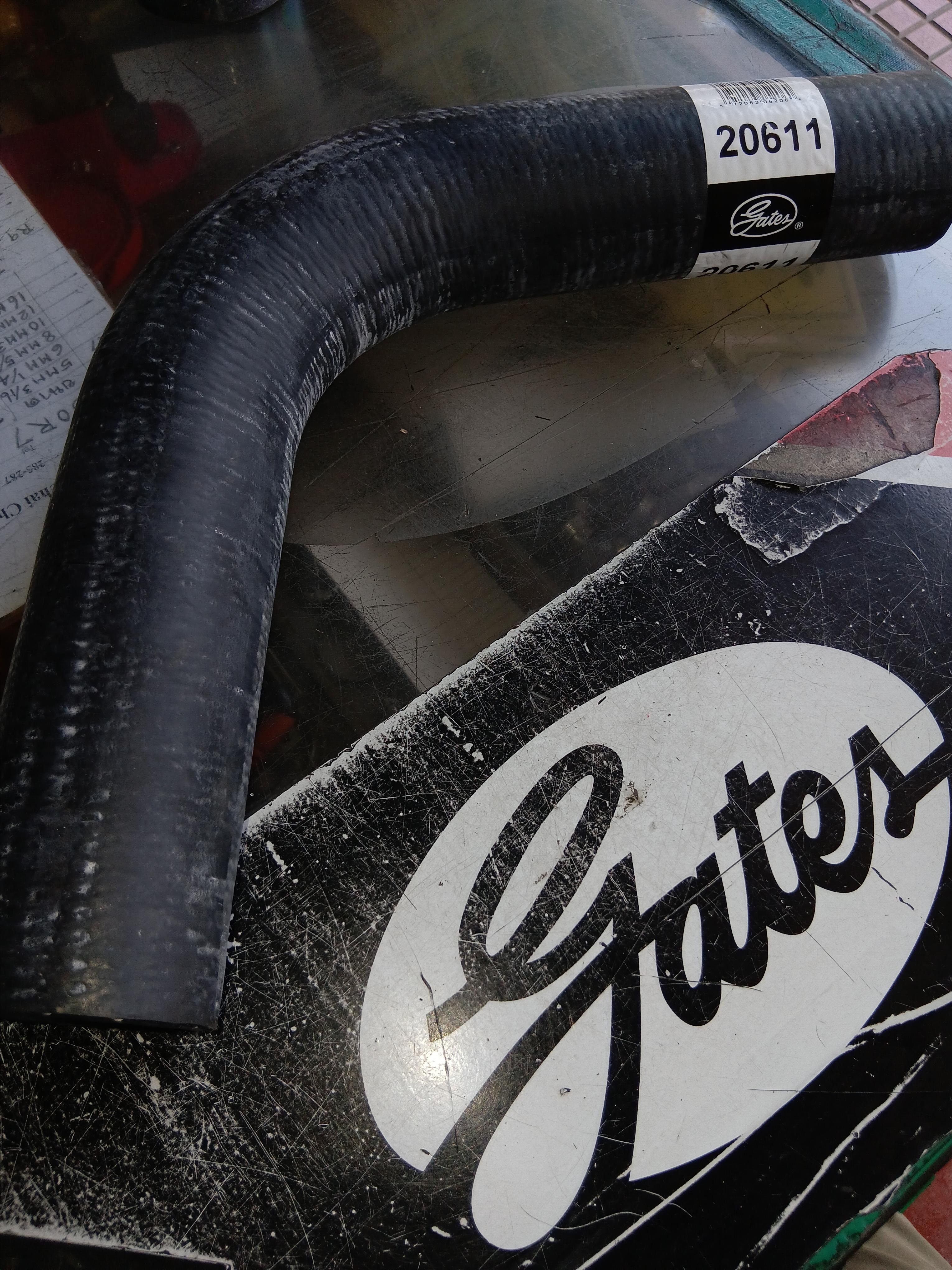 ท่อยางหล่อเย็น GATES 20611 โค้งฉาก 90 ขนาด 2"