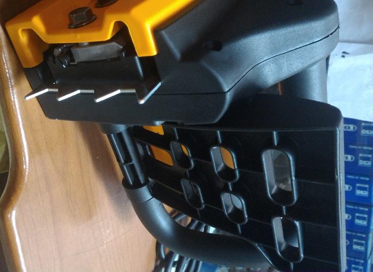 เลื่อยยนต์ไฟฟ้า ยี่ห้อ dera บาร์ 11.5นิ้ว