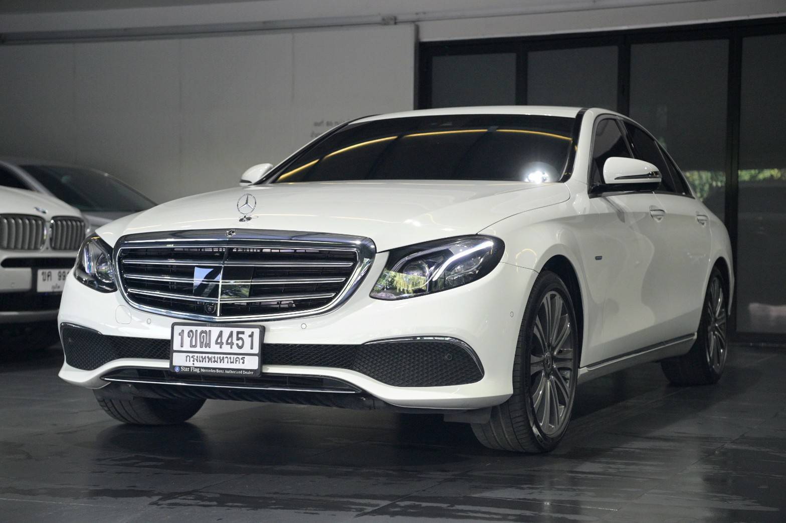 Mercedes-Benz E350e Exclusive ปี 2018