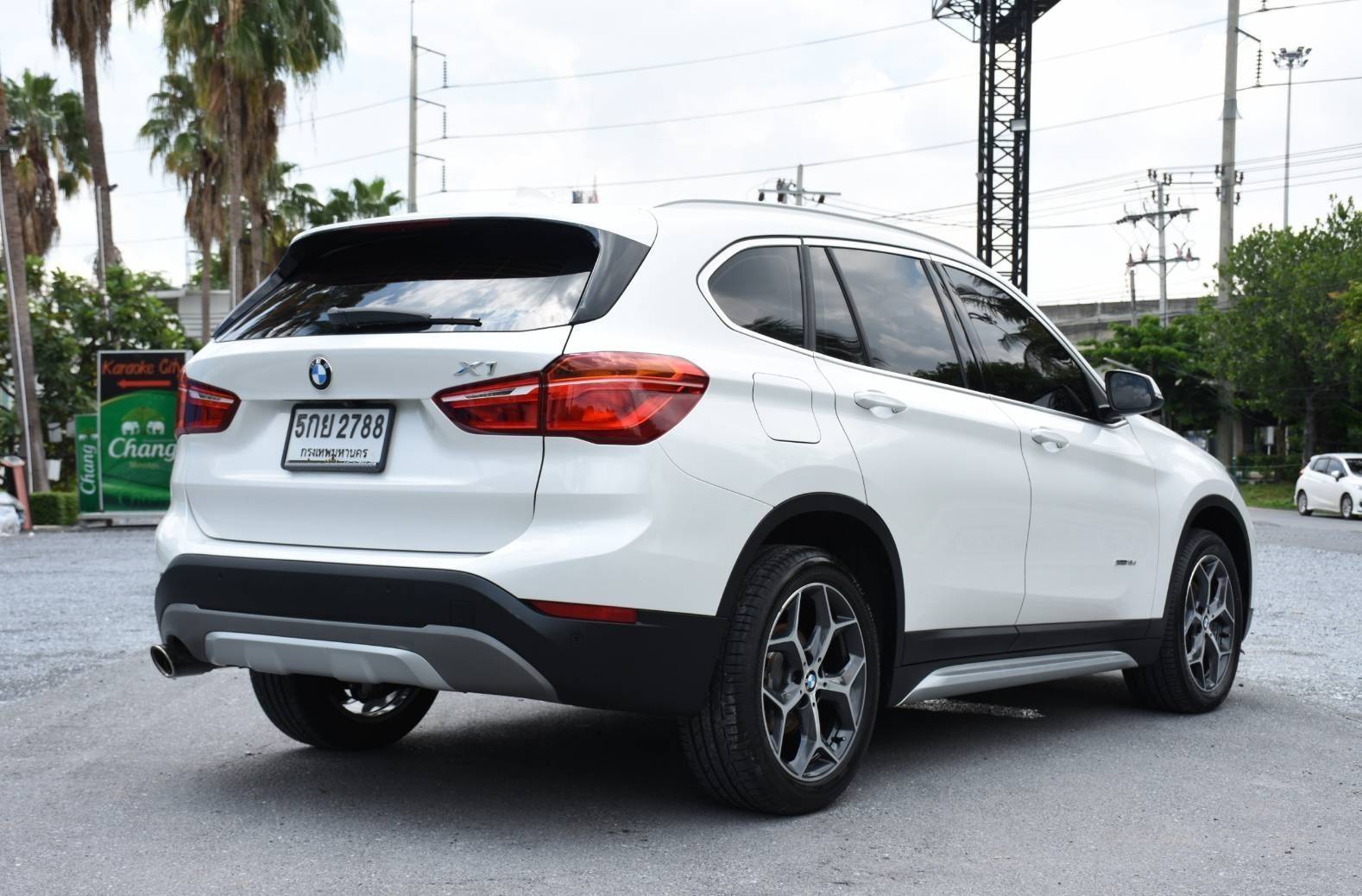 Bmw X1 sDrive18d xLine ปี 2016
