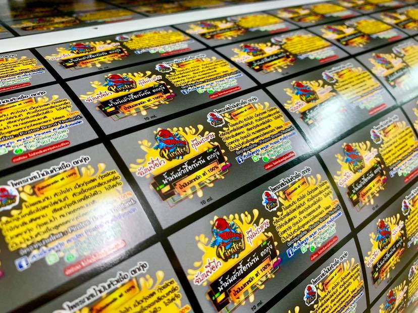 ฉลากสินค้าสติ๊กเกอร์พีวีซี (PVCขาว)