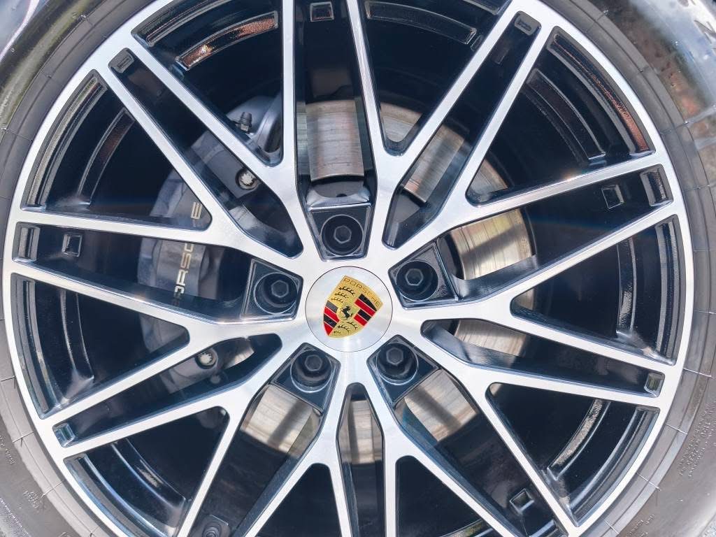 PORSCHE CAYENNE 3.0 HYBRID COUPE MOONLIGHT BLUE ปี 2025