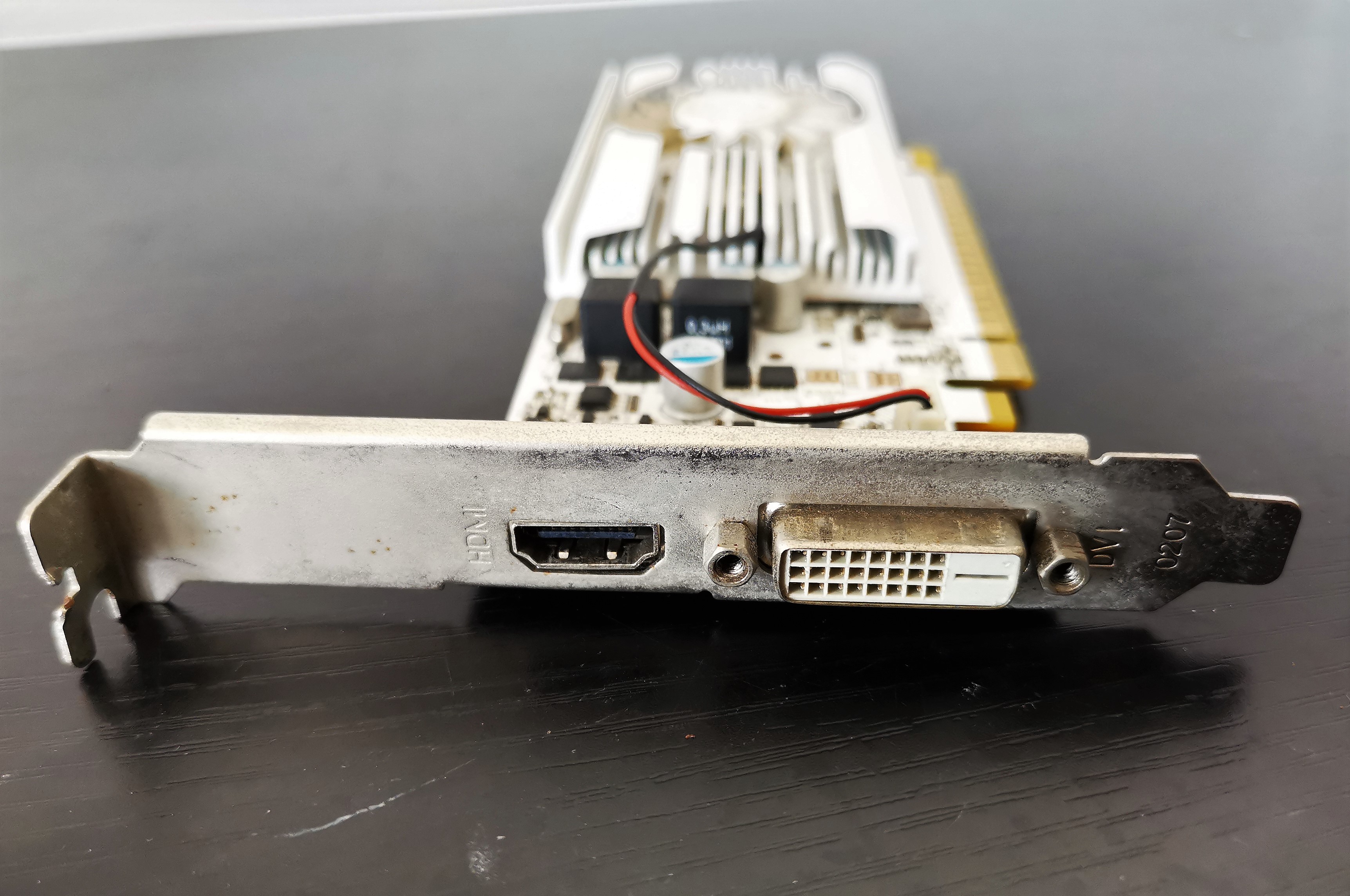 GALAX GT 1030 EXOC (WHITE) 2GD5 64-BIT