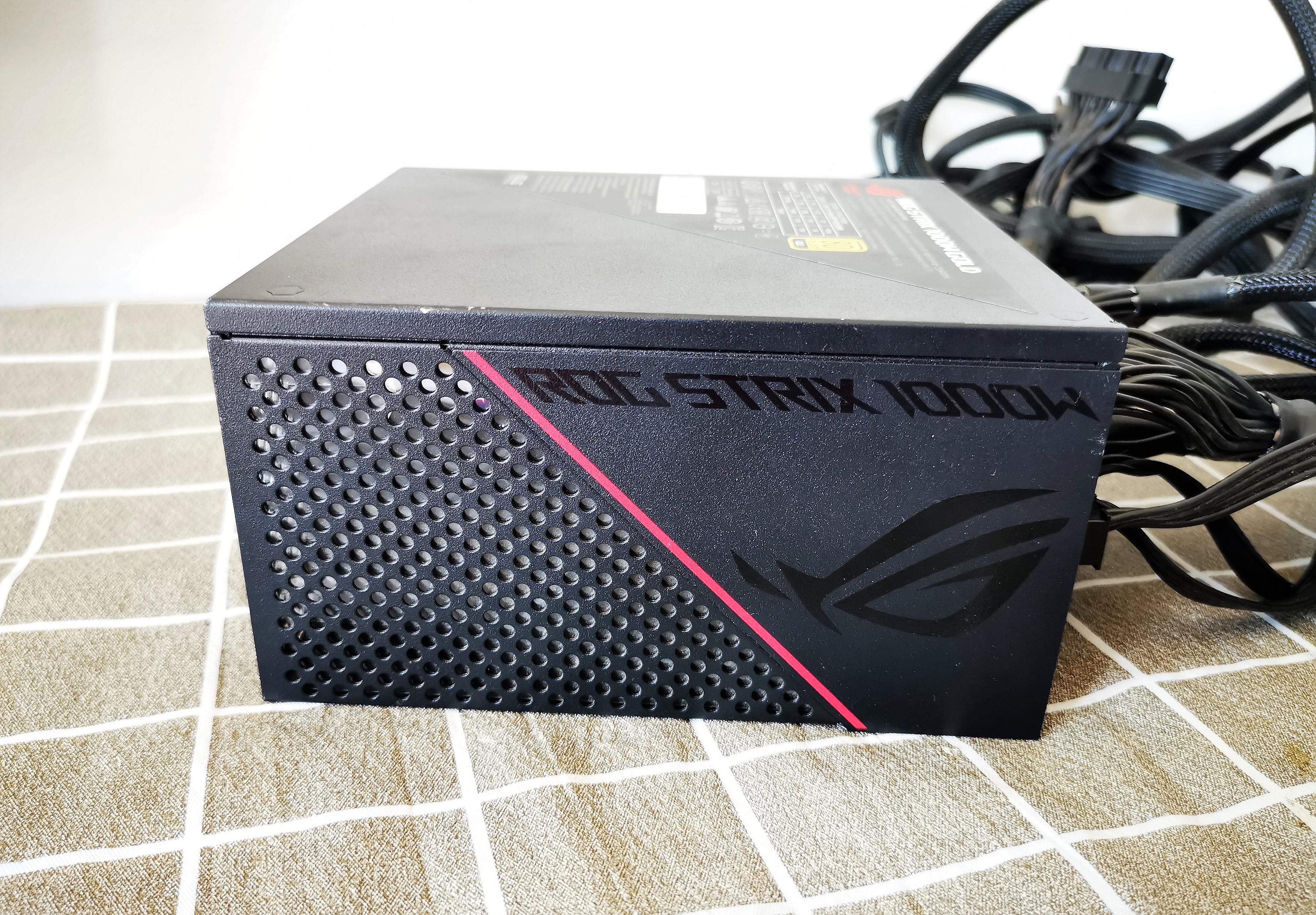 PSU Rog Strix 1000W (80+ Gold)
