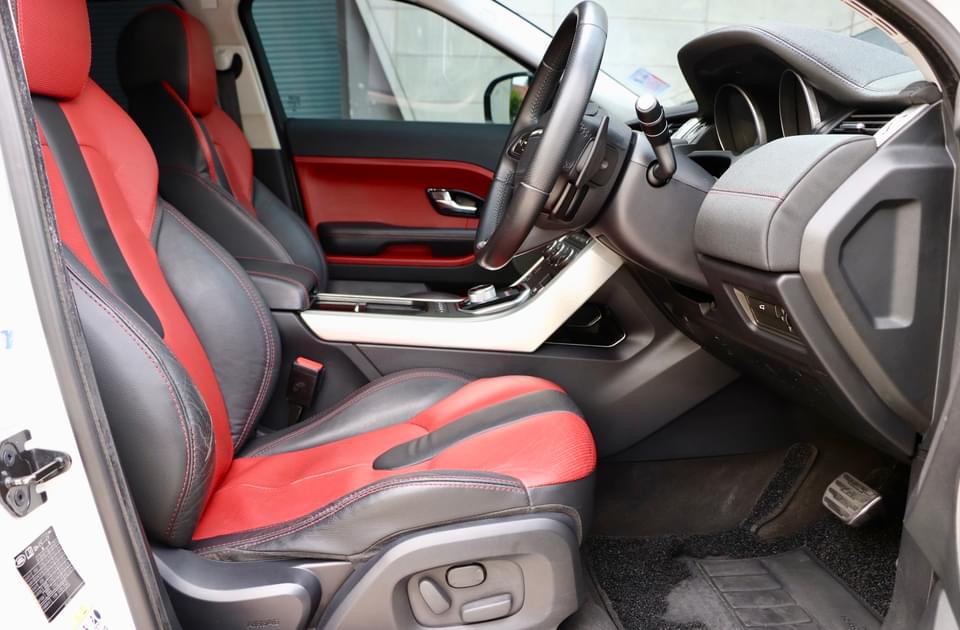 RANGE ROVER EVOQUE 2.2 SD4SPORT Sunroof ปี2012