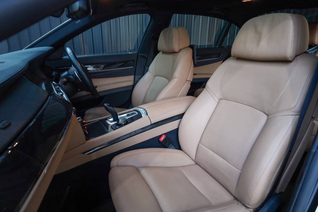 Bmw 730LD Lci M-Sport Diesel ปี 2015