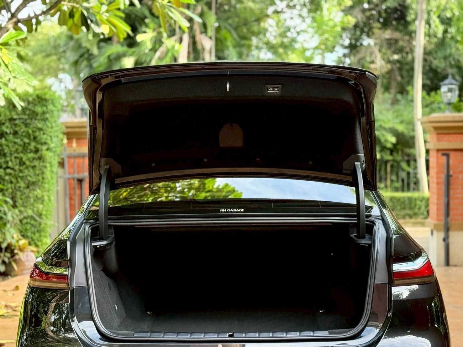 BMW i7 xDrive60 M-Sport (First Edition) ปี 2022