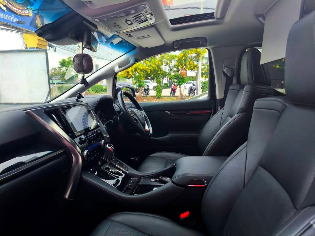 TOYOTA ALPHARD 2.5 SC PACKAGE ปี 2023