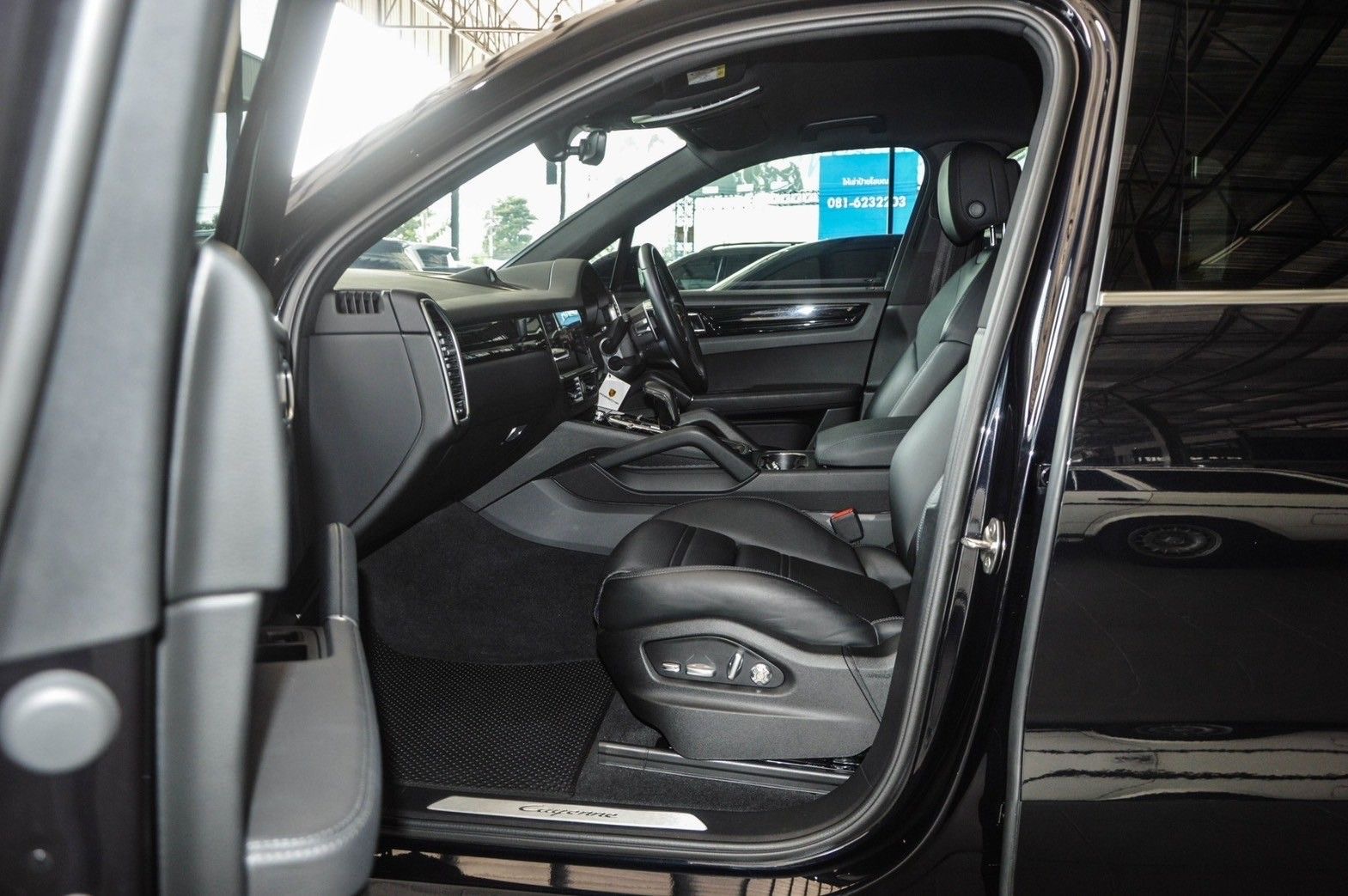 Porsche Cayenne 3.0 e-Hybrid ปี 2021