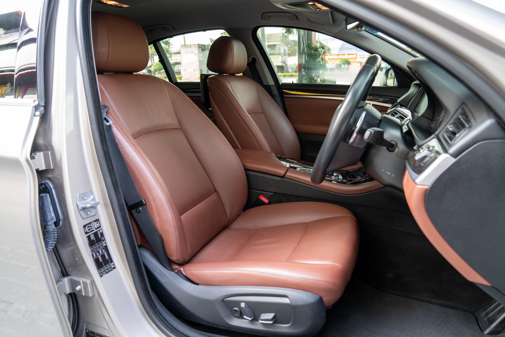 BMW 528i F10 LCI M Sport ปี 2016