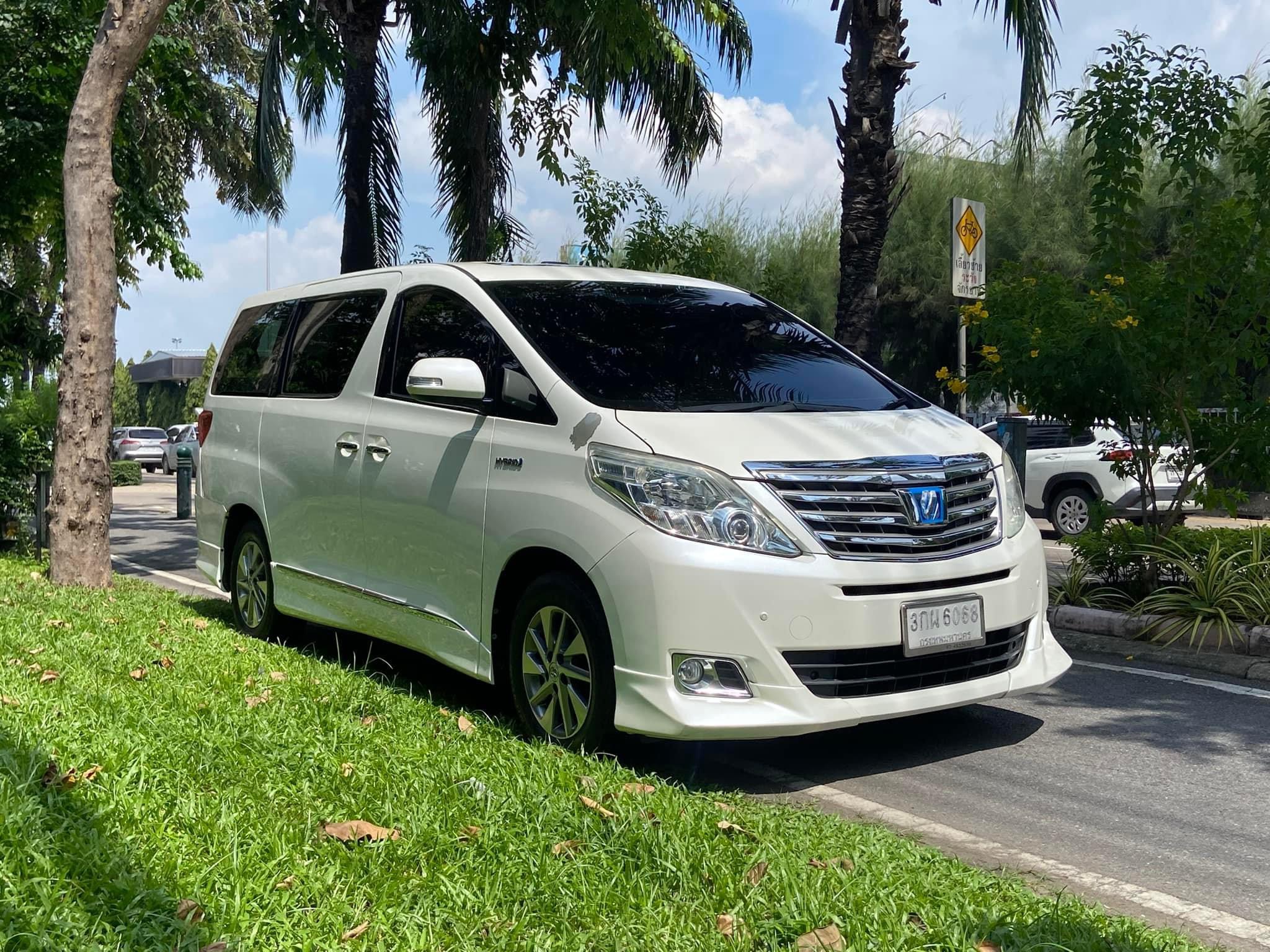 Toyota Alphard 2.4l Hybrid ปี 2014
