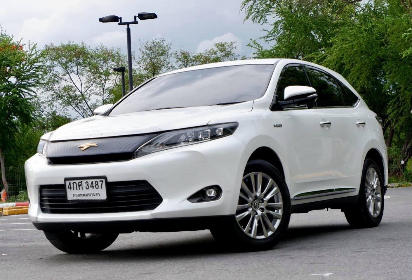 Toyota Harrier 2.5 HV Hybrid Premium Package ปี 2015