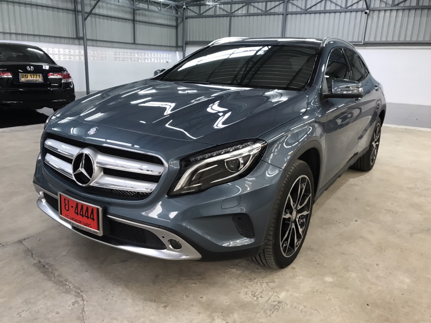 Mercedes Benz GLA200 ปี 2015