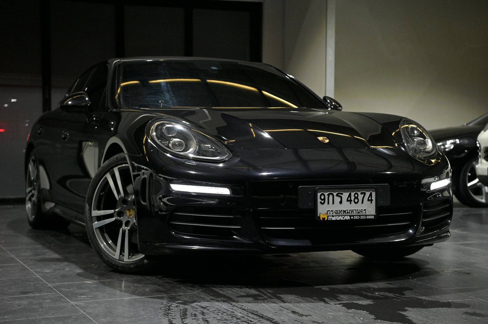 Porsche Panamera S E-Hybrid ปี 2015
