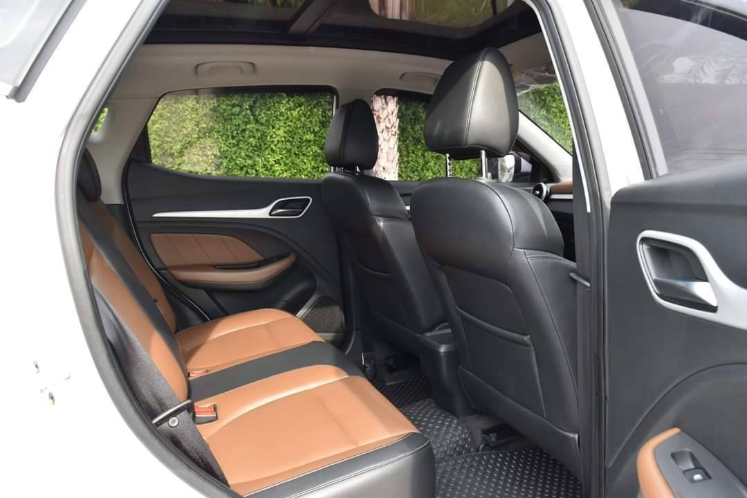 MG ZS 1.5X SUNROOF TOP ปี2018
