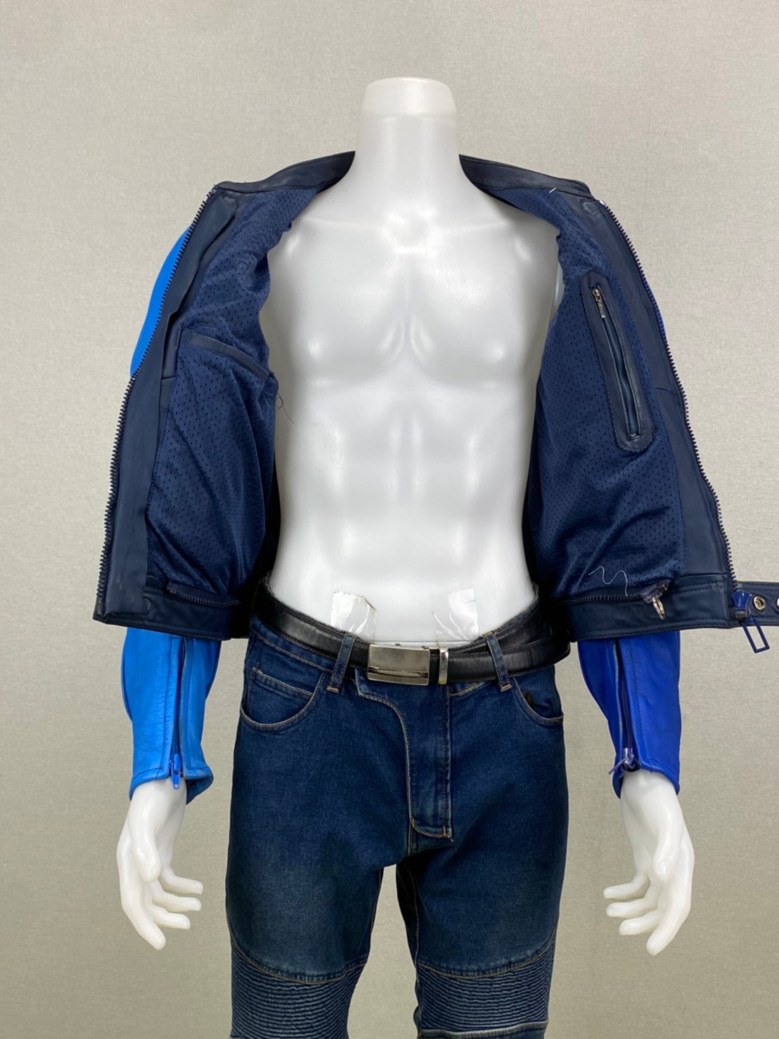 เสื้อการ์ดสำหรับขี่มอเตอร์ไซด์( มือสอง) RCSS 030: อก 46" ยาว 22" ** IXS **