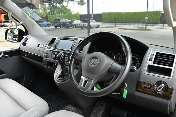 Volk Caravelle 2.0tdi Premium Exclusive ปี2013
