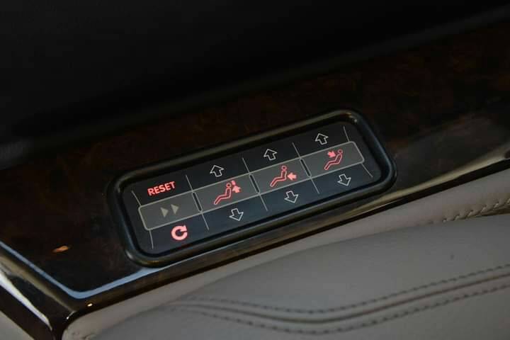 Volk Caravelle 2.0tdi Premium Exclusive ปี2013