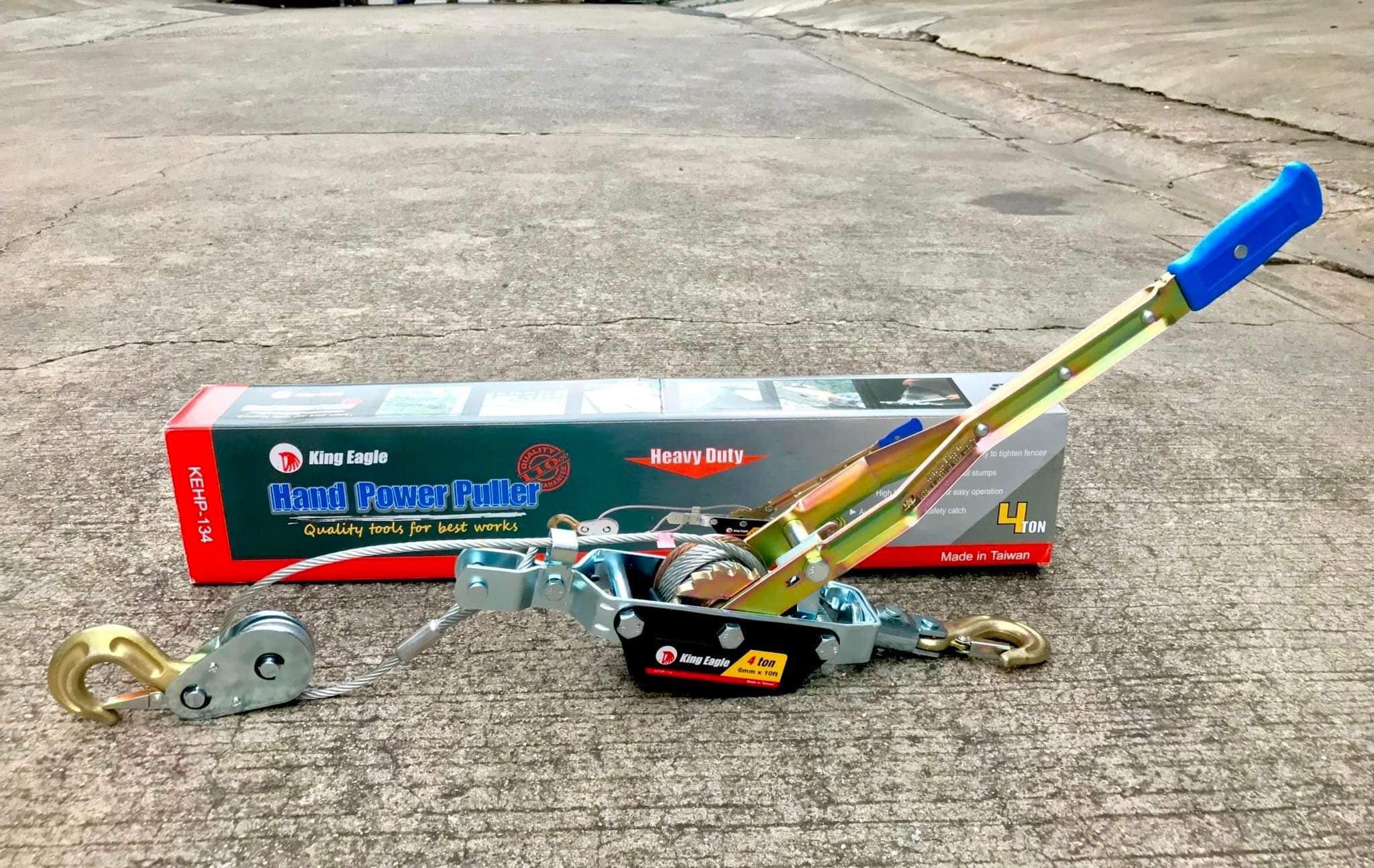 รอกสลิง มือโยก ยี่ห้อ King Eagle มีขนาด 2 - 4 ตัน