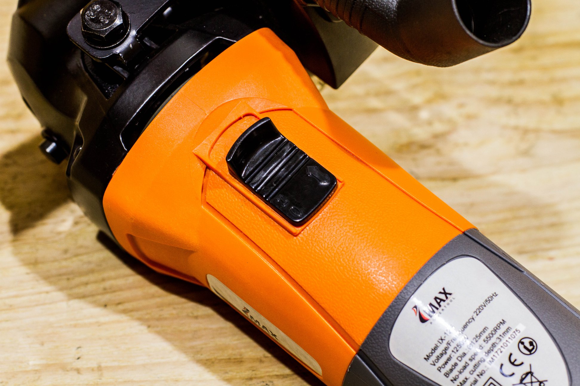 IMAX เลื่อยไฟฟ้าใบมีดคู่ 1200w