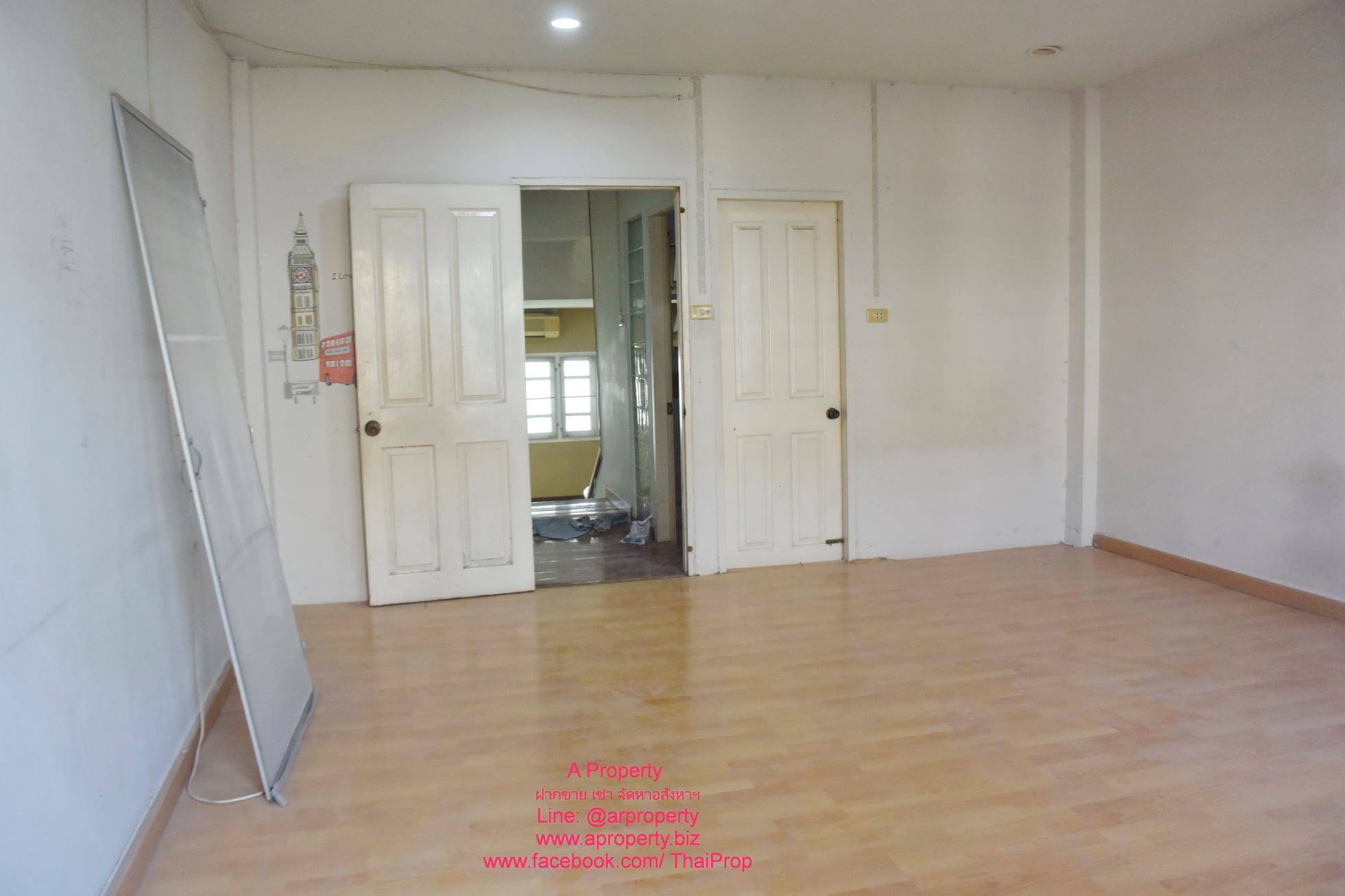ให้เช่าบ้าน 3 ชั้น .ตรงข้ามเซ็นทรัลแจ้งวัฒนะ เลี้ยงสัตว์ได้