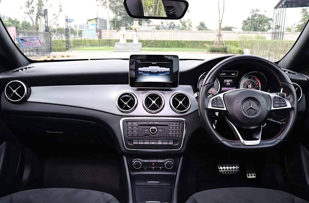Mercedes-Benz CLA 250 AMG Sport Package ปี 2015