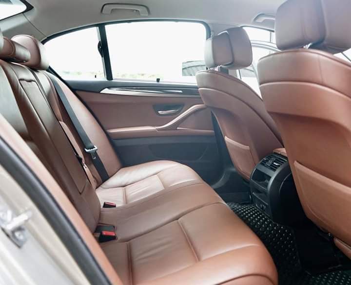 BMW 523i ปี 2012