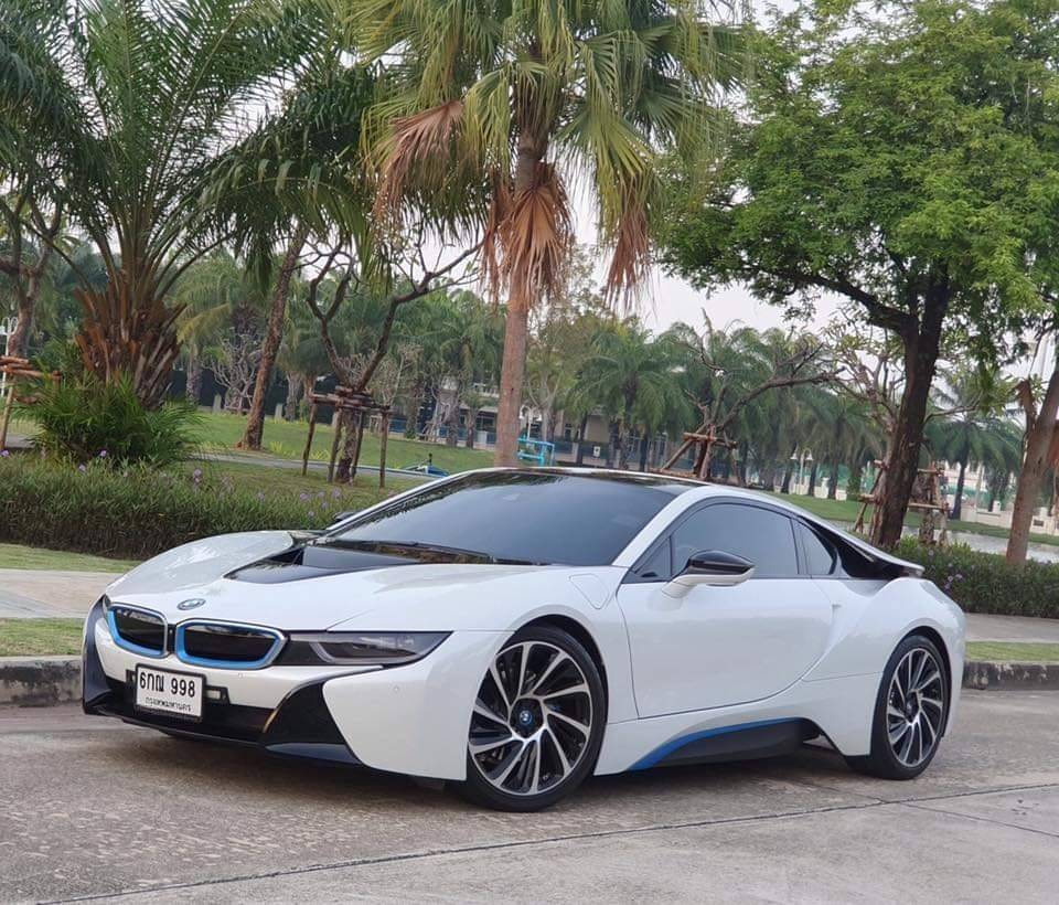 BMW i8 ปี 2015