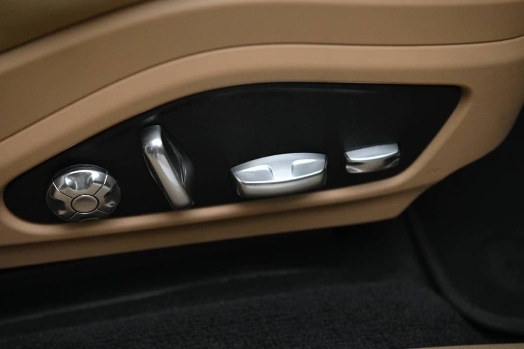 Porsche Panamera 4 E hybrid ปี 2018