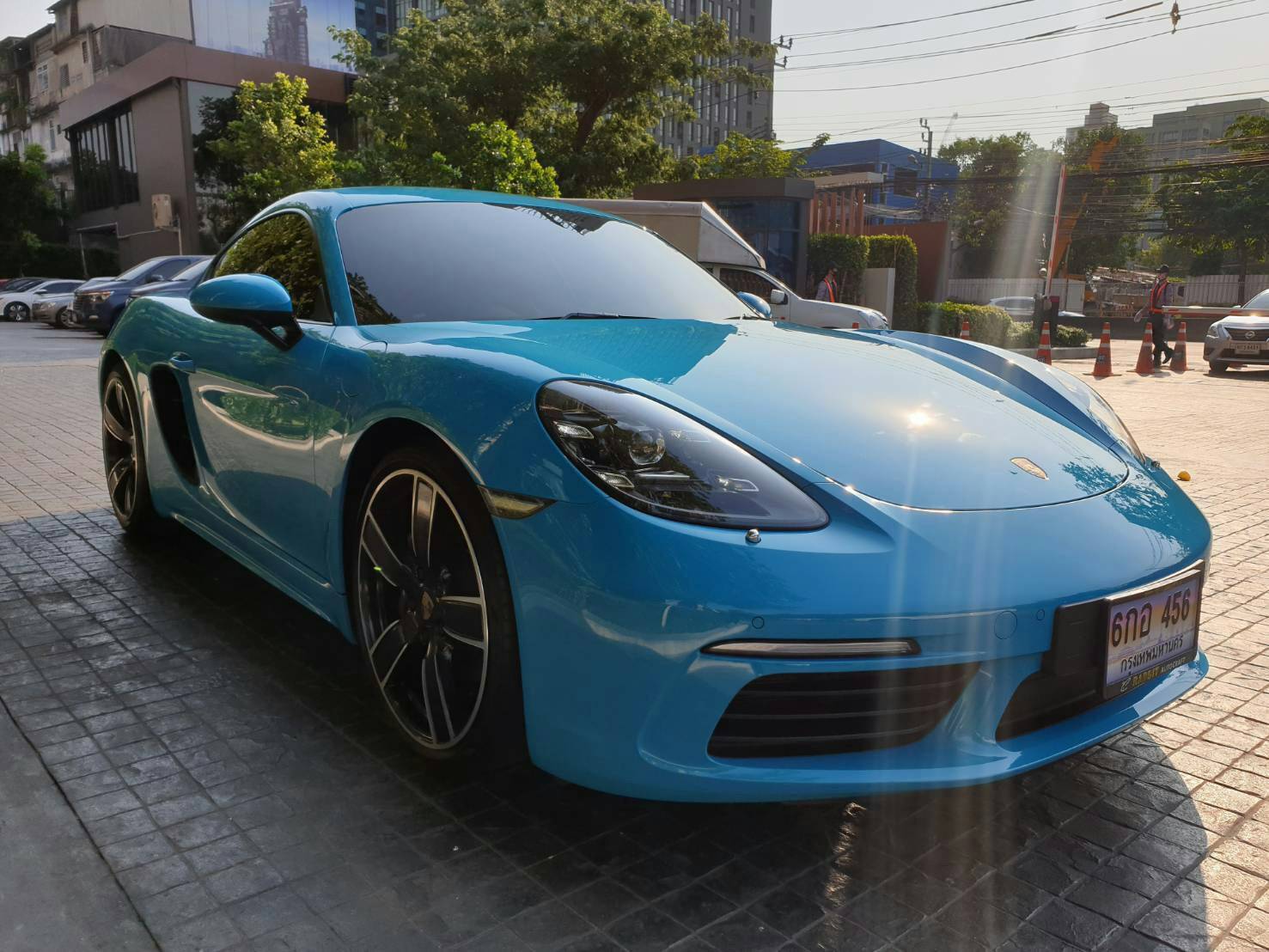 Porsche Cayman 718 miami blue ปี 2017