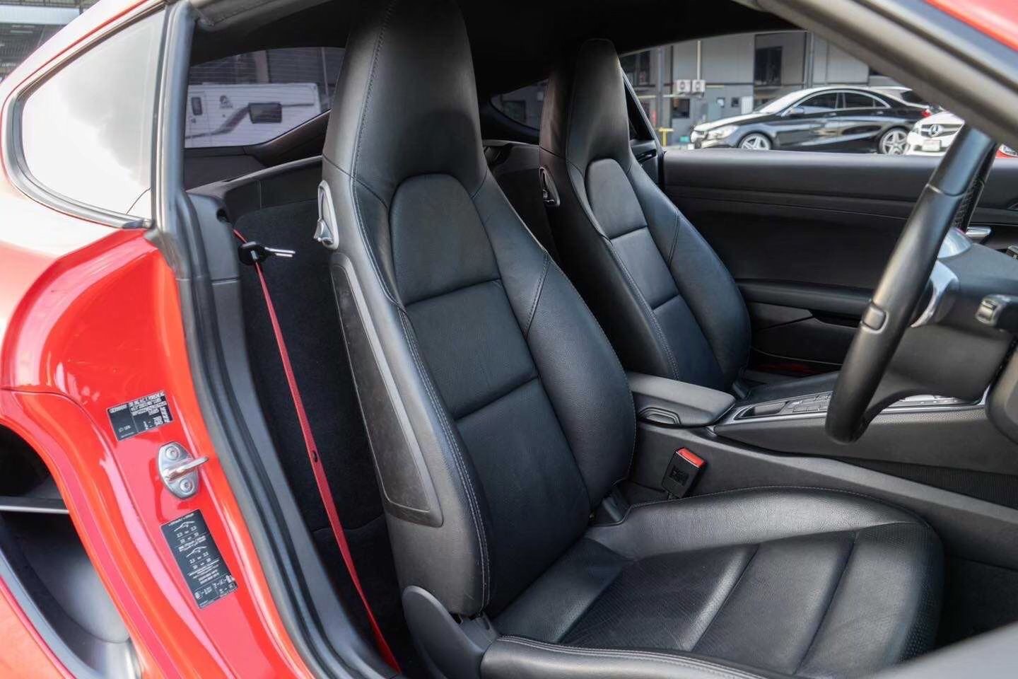 Porsche Cayman 981 ปี 2014