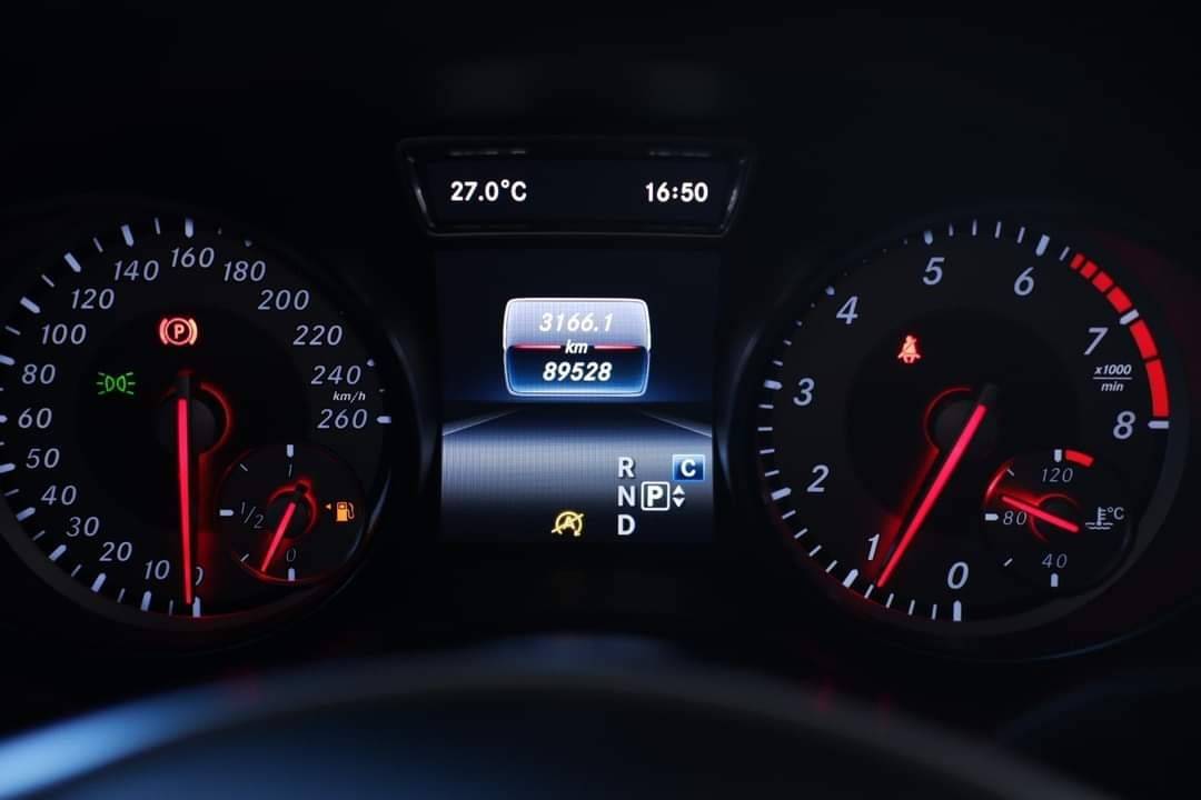Mercedes-Benz GLA 250 AMG Dynamic ปี 2017