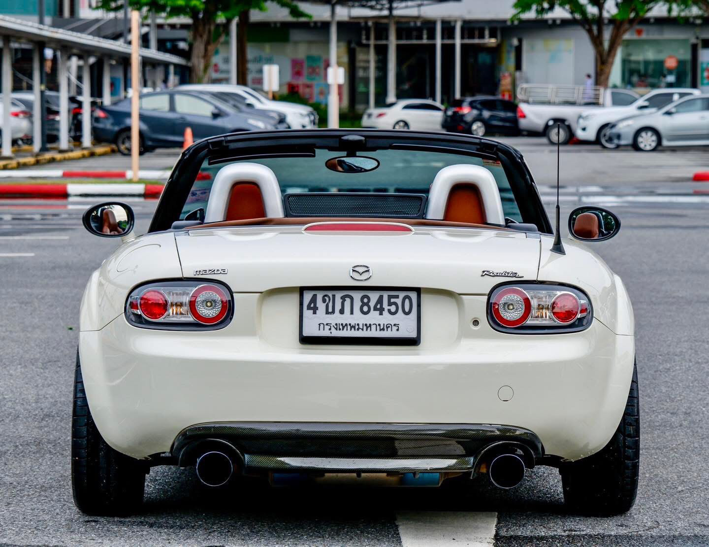 Mazda MX5 NC 2.0 สีขาวแท้ JDM spec Roadster เปิดประทุนหลังคาผ้าใบ ปี 2011