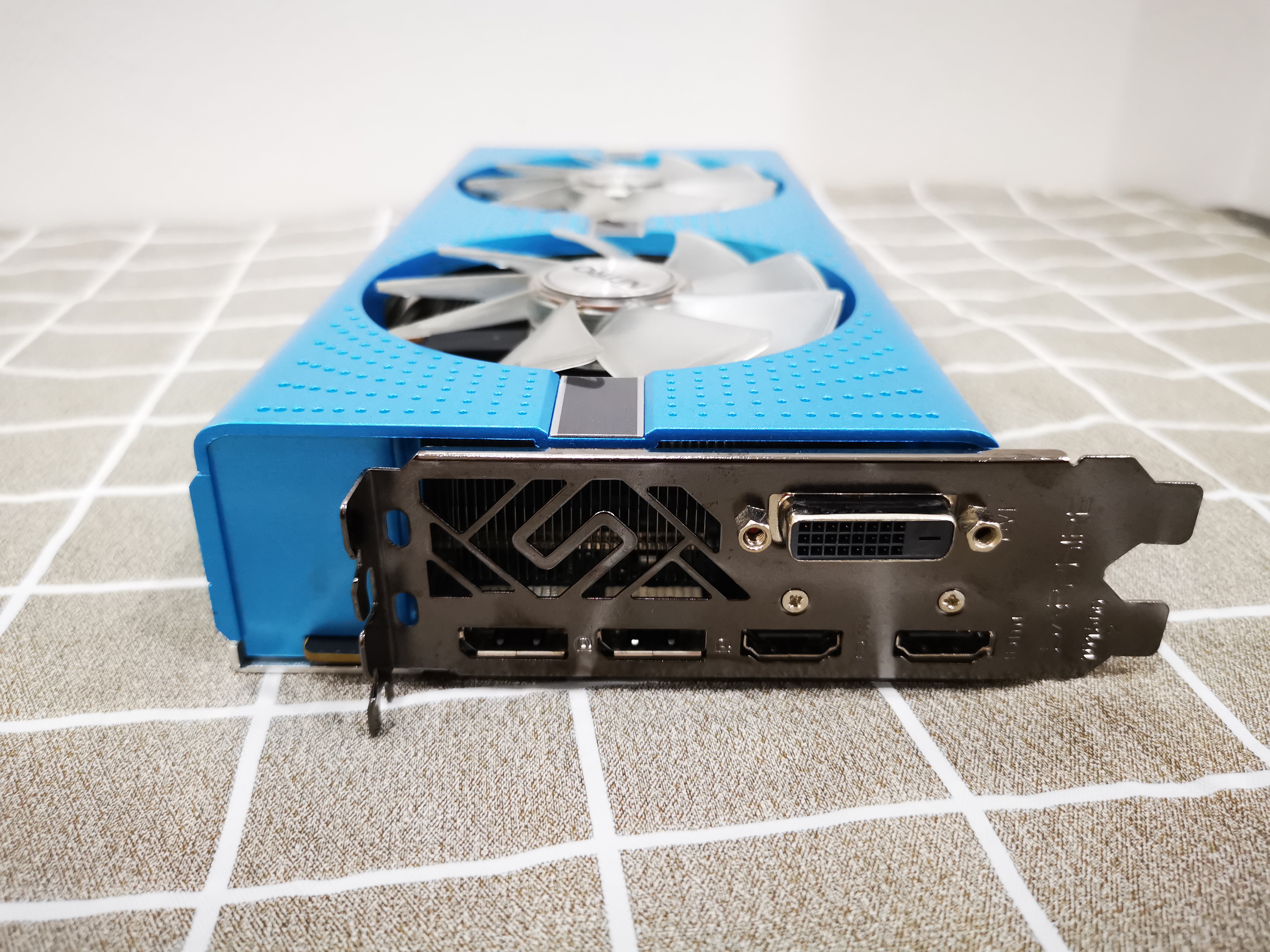 SAPPHIRE NITRO+ RADEON RX580 8GB GDDR5 DUAL