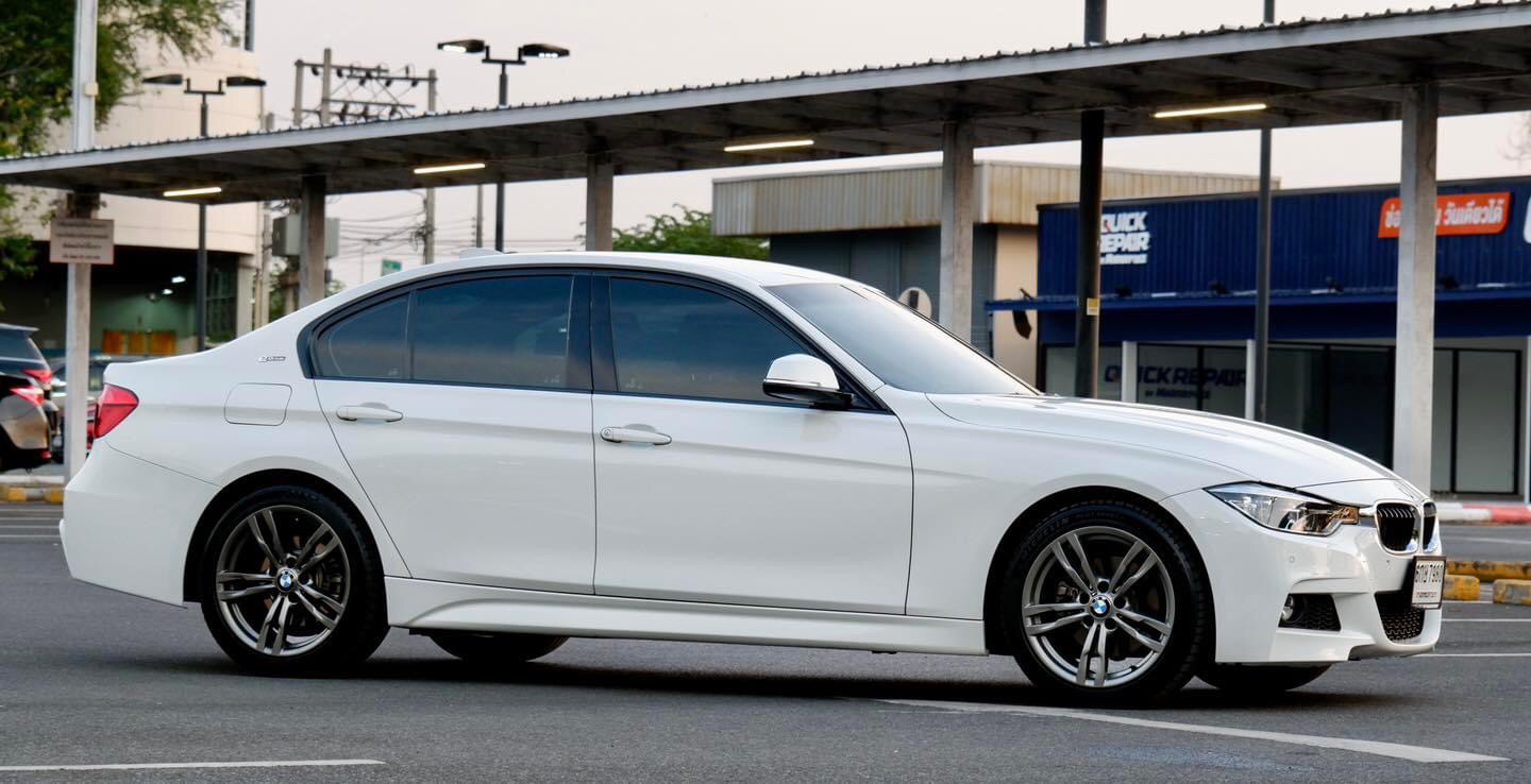 BMW F30 330e Plug-In M-Sport Package Fulloption ปี 2017