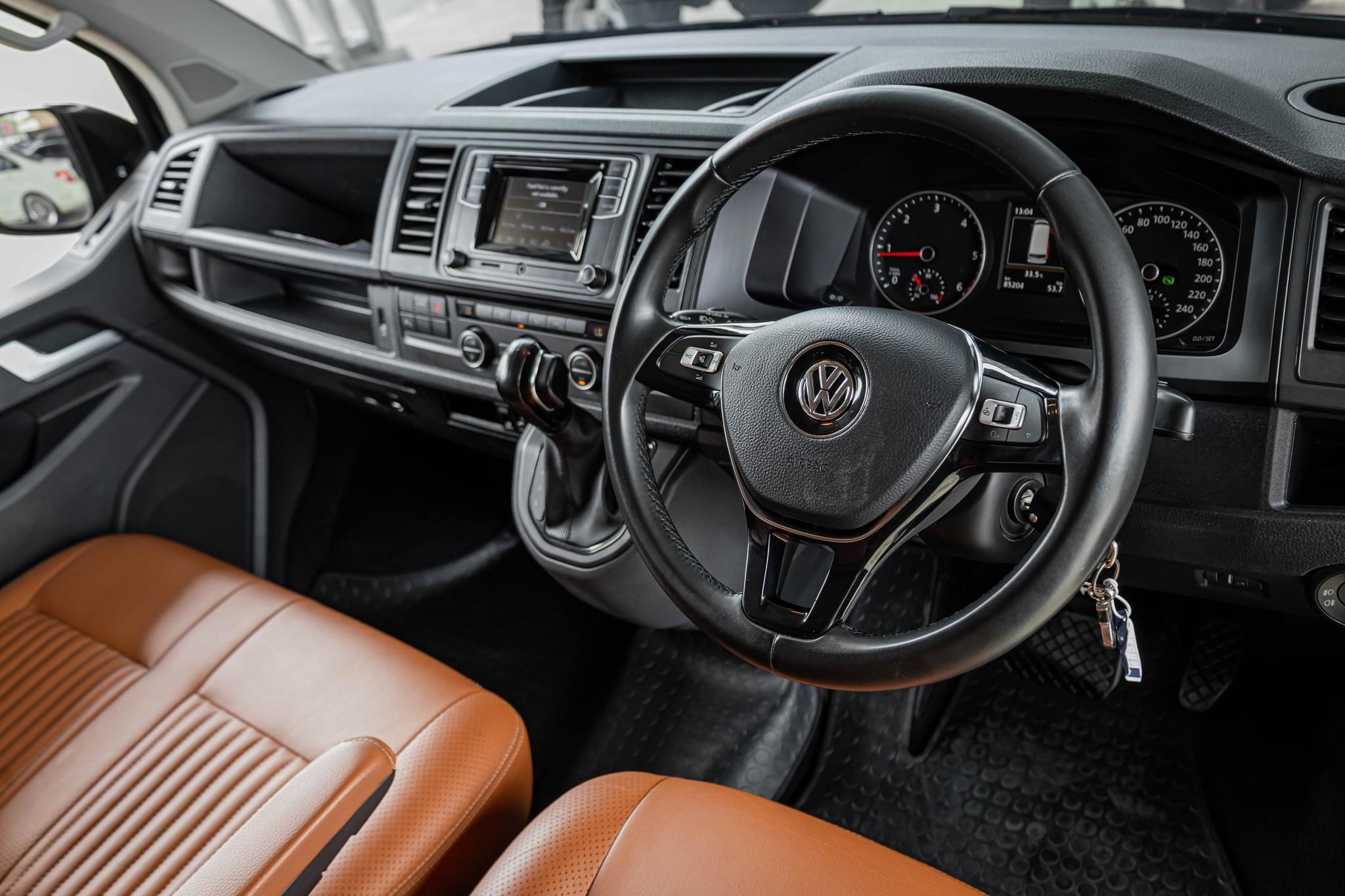 Volkswagen Caravelle 2.0 Bi TDi Comfortline2 ปี 2018